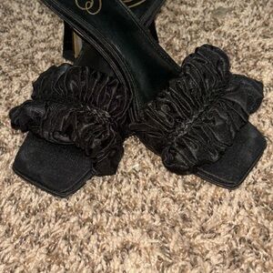 Sam Edelman Black Ruffled Sandals